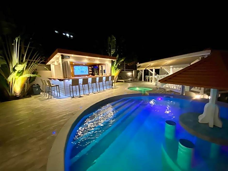 Les Hauts du Cap - Guest House