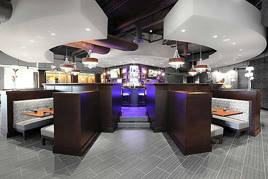 Holiday Inn and Suites East Peoria By IHG