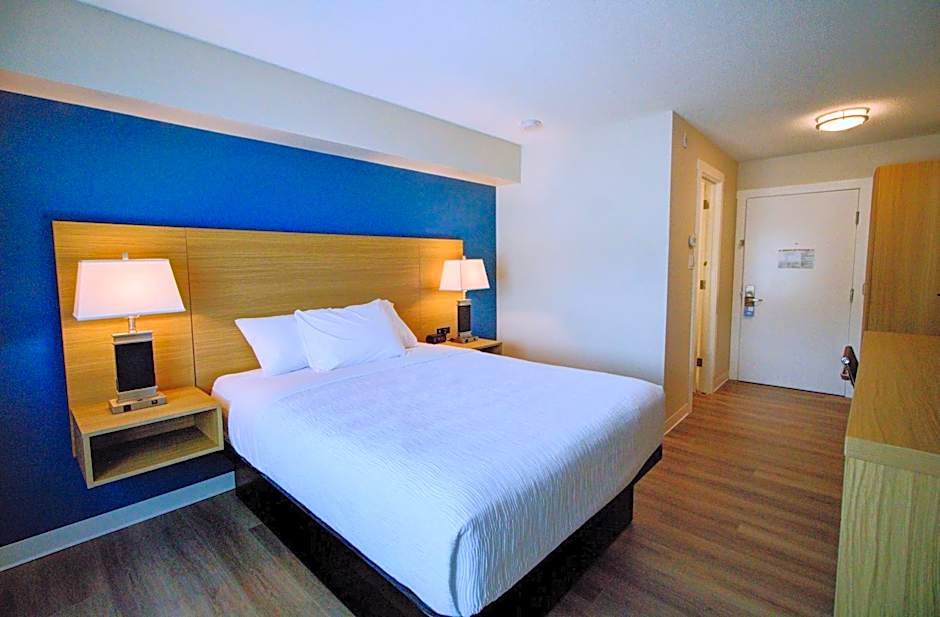 Baymont by Wyndham Gold River