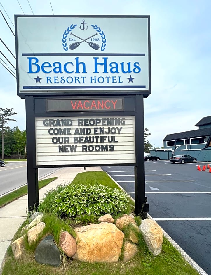 The Beach Haus - Traverse City