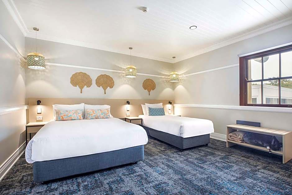 Nightcap at Manly Hotel