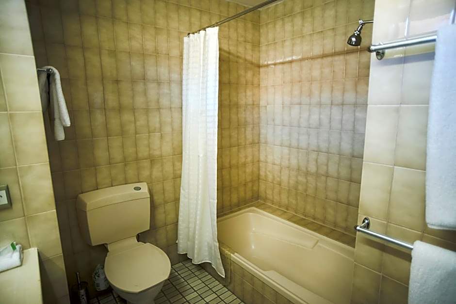 Hospitality Inn Kalgoorlie, SureStay Collection by Best Western