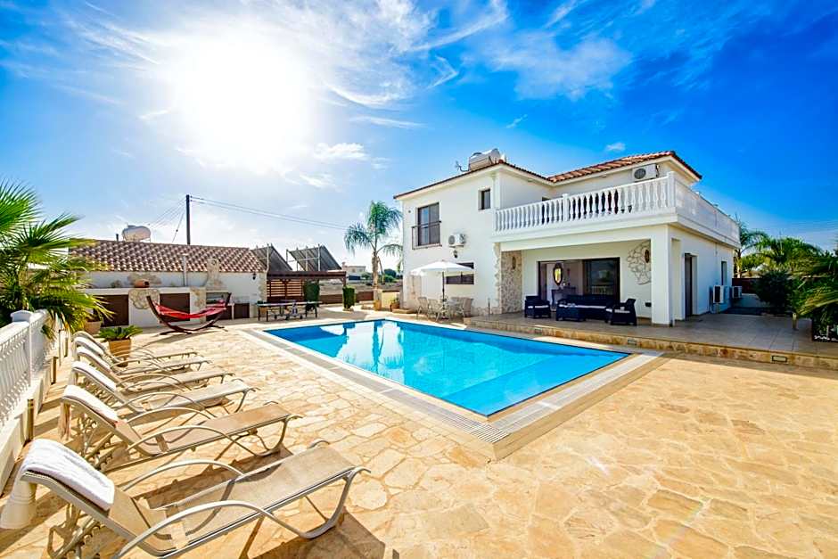 Photo 1 of 25 of Amani Villa