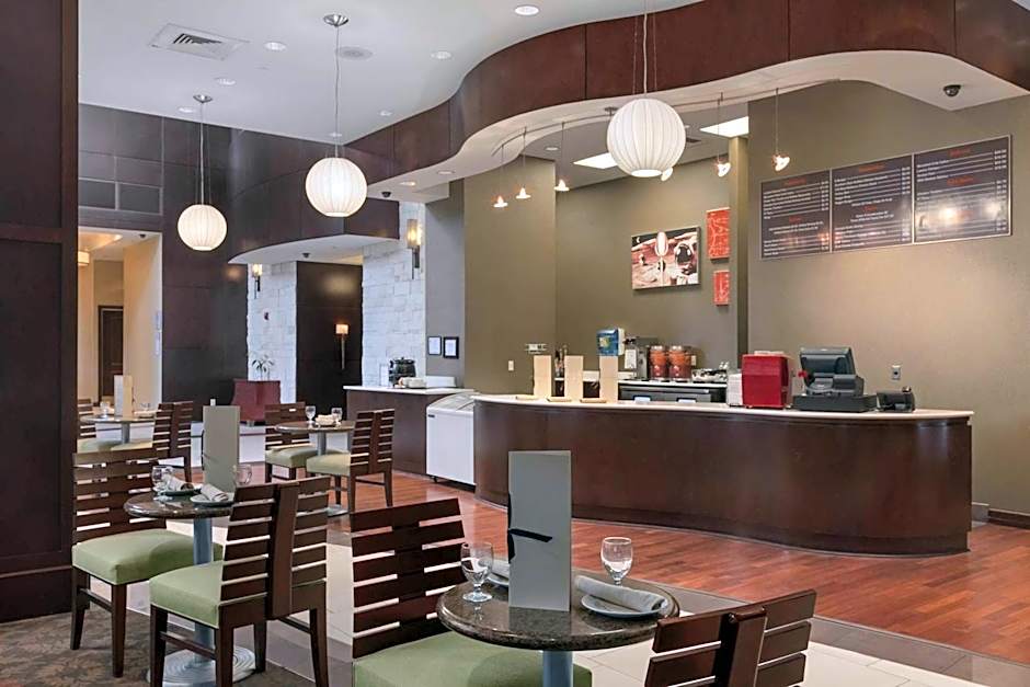 Embassy Suites By Hilton Savannah Airport