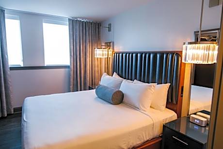 King Deluxe Suite