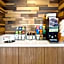La Quinta Inn & Suites by Wyndham Atlanta Airport North