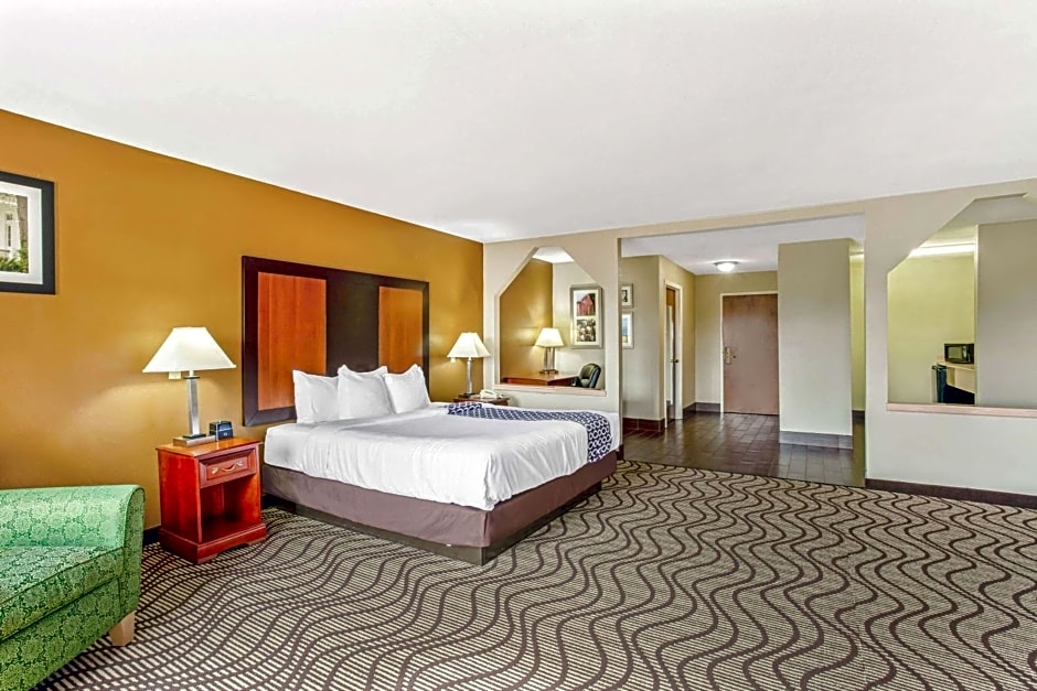 La Quinta Inn & Suites by Wyndham Moss Point