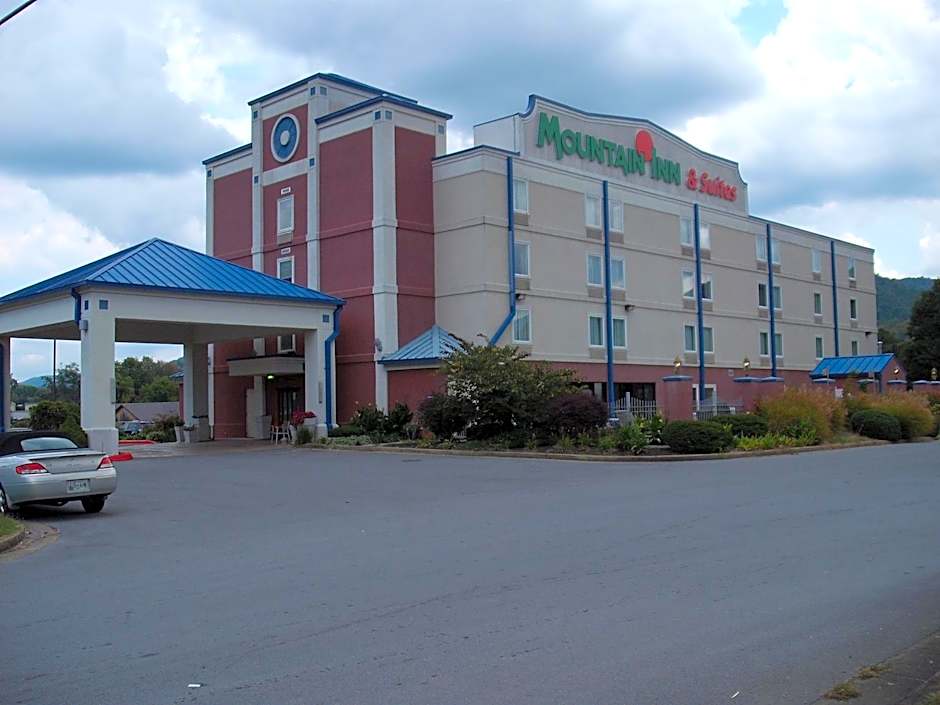 Mountain Inn & Suites