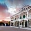 Verde Baja Hotel