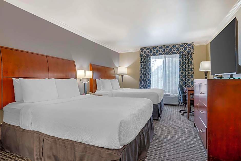 Best Western Plus Marina Shores Hotel