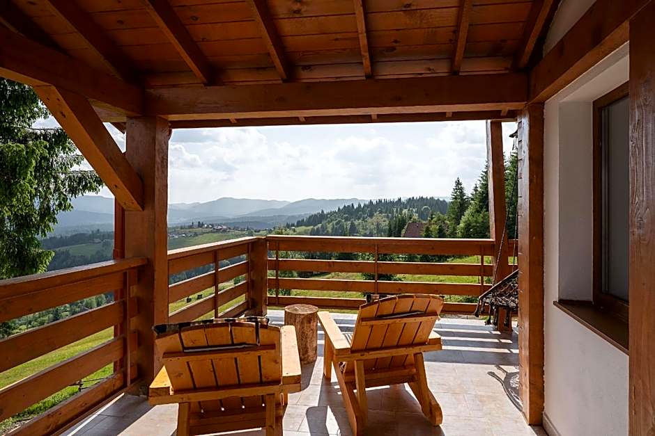 Tiarra Mountain Lodge