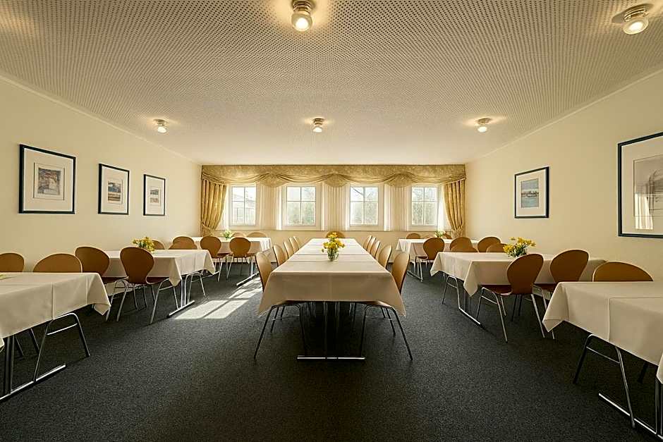 Hotel am Lärchenberg I Frühstück, WLAN, Parkplatz