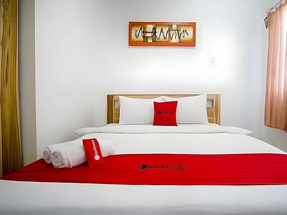 RedDoorz @ Jalan Gatot Subroto Denpasar