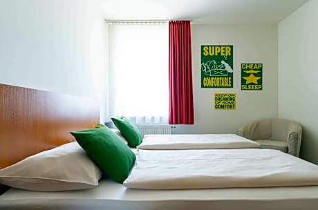 SLEEEP Hotel Sattledt