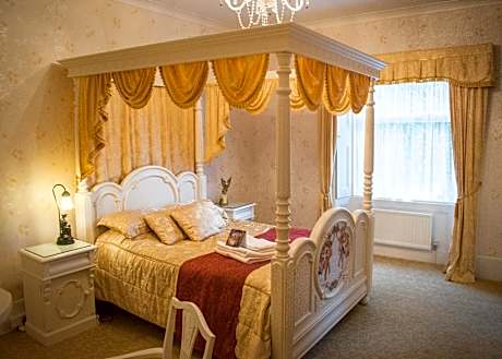 Suite-Ensuite-Garden View