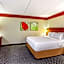 La Quinta Inn & Suites by Wyndham Raleigh/Durham Southpoint