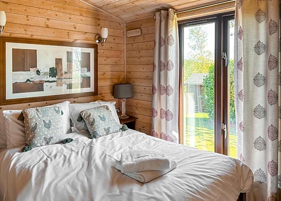 Belan Bach Lodges