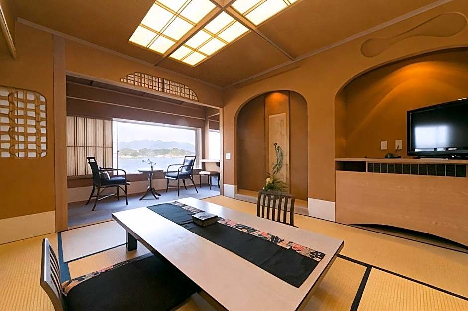 Hanairotoridorino Yado Kayuu Ryokan