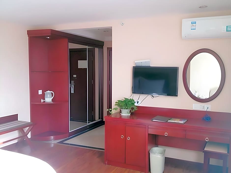 GreenTree Inn Chuzhou Wandong International Car City Express Hotel