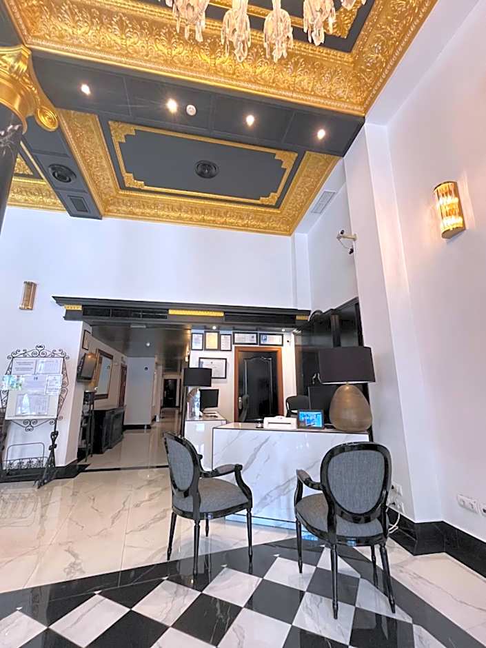 Adriano Boutique Sevilla