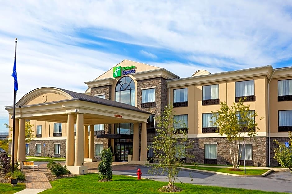 Holiday Inn Express Hotel & Suites Chester, an IHG Hotel