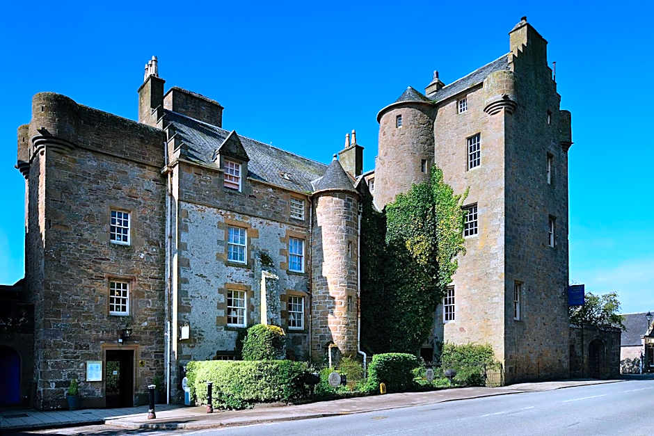 Dornoch Castle Hotel