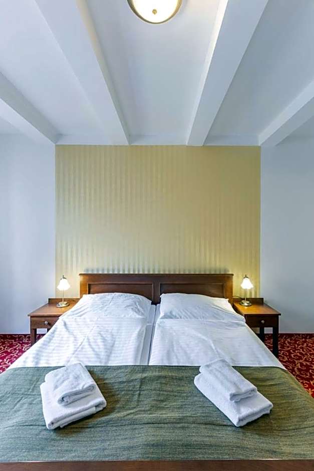 Hotel U Zlatého kohouta