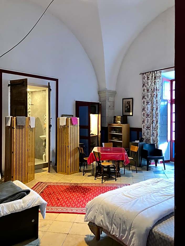 LES JARDINS DE LA CATHÉDRALE chambres d Hôtes gîte de groupe