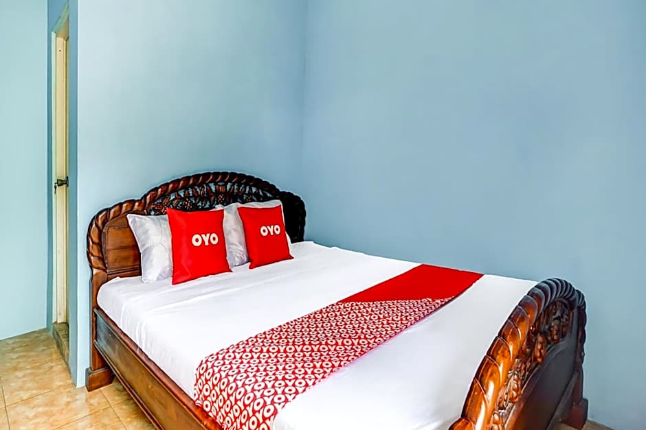 OYO Life 90879 Ara Predator Funpark