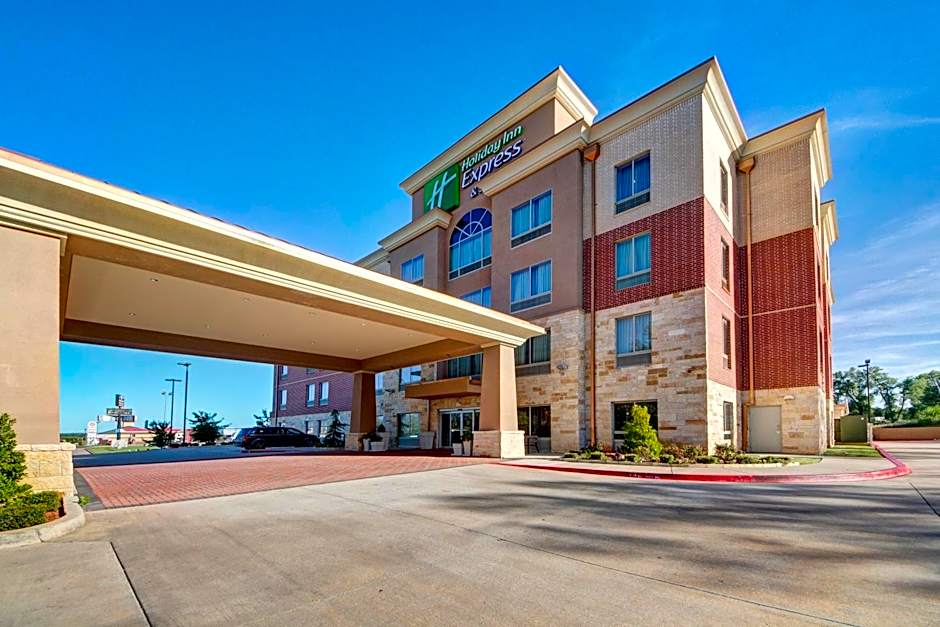 Holiday Inn Express and Suites Oklahoma City North By IHG