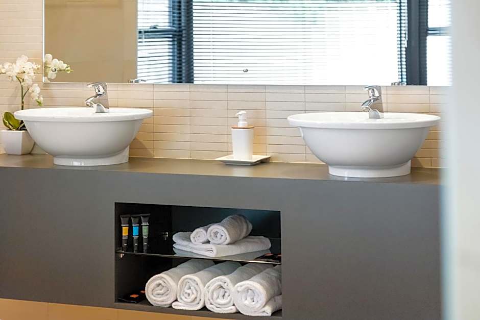 Merlot Verdelho Townhouses