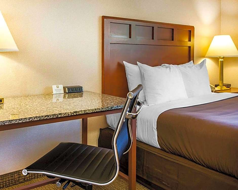 Quality Inn Kirkland