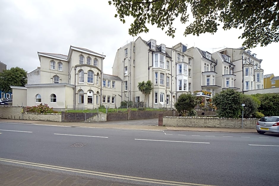 The Dilkhusa Grand Hotel