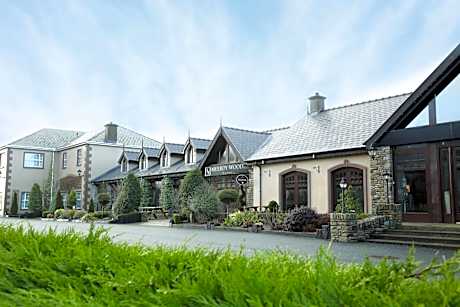 Mulroy Woods Hotel
