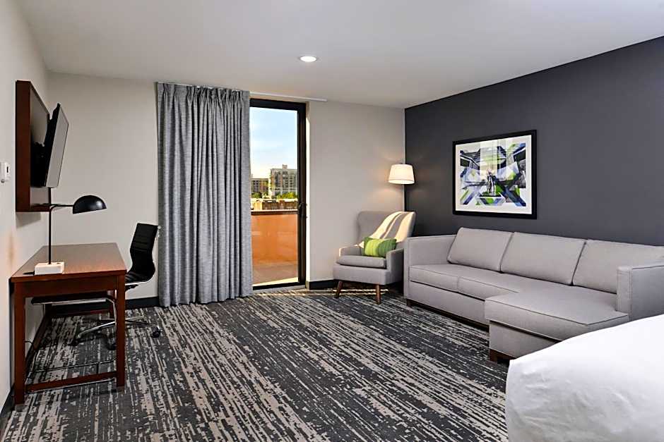 Four Points by Sheraton Omaha Midtown