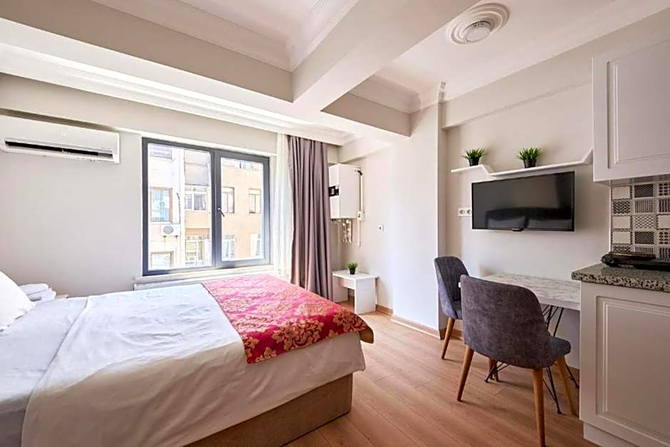 aymira hotel pangaltı