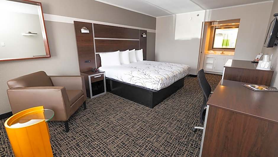 Magnuson Hotel Virginia Beach