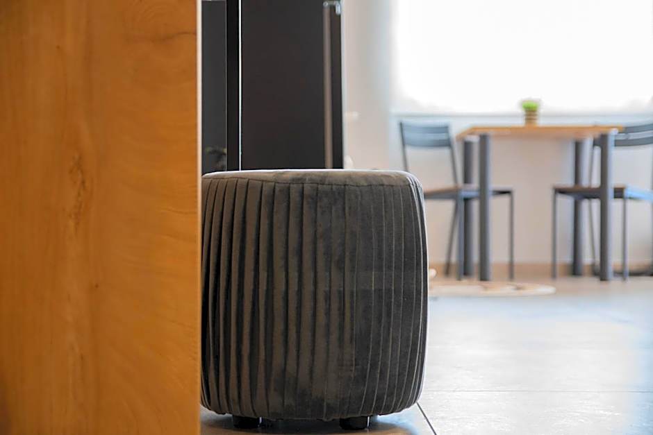 Unique Aura Luxury Studios