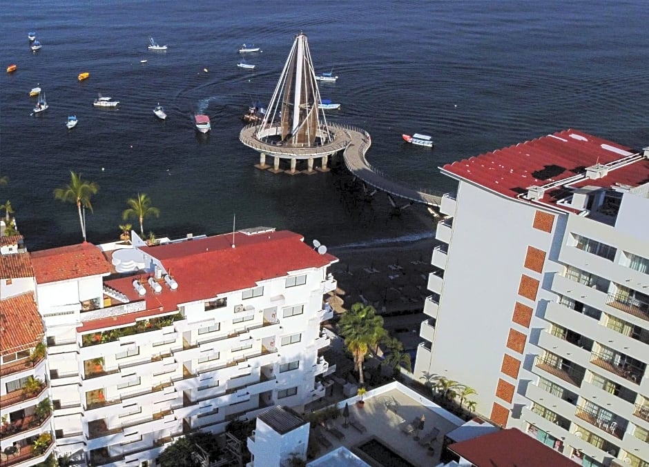 Emperador Vallarta Beachfront Hotel and Suites