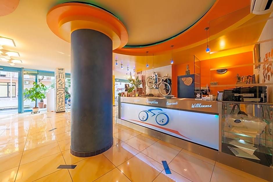 Hotel Senior