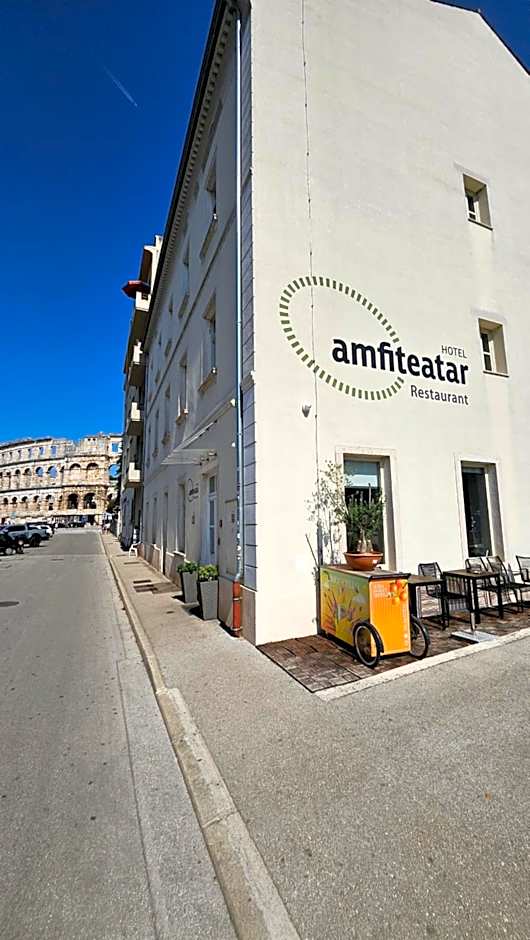 Photo 1 of 50 of Hotel Amfiteatar