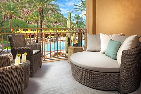 The Canyon Suites At The Phoenician, A Luxury Collection Resort