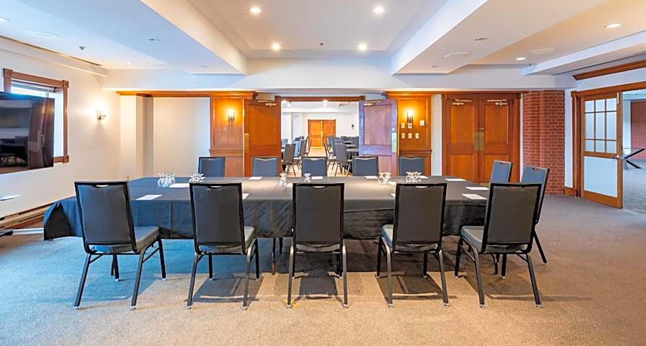 Saint John Harbourfront Hotel