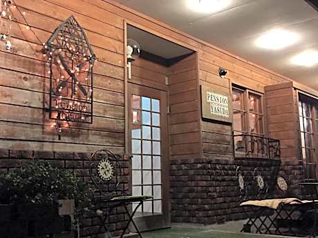 Inn of Amigos Yasuda Pension