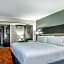 Holiday Inn Express & Suites Shawnee-Kansas City West By IHG