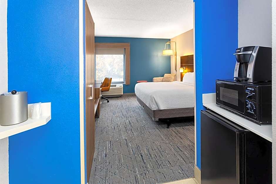 Holiday Inn Express New Albany Hotel By IHG