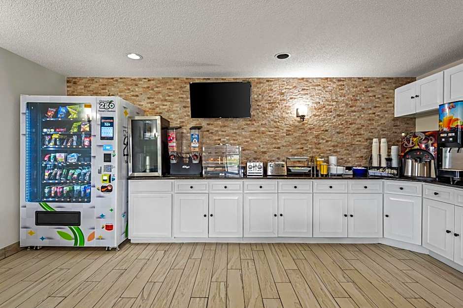 Days Inn by Wyndham Lancaster PA Dutch Country