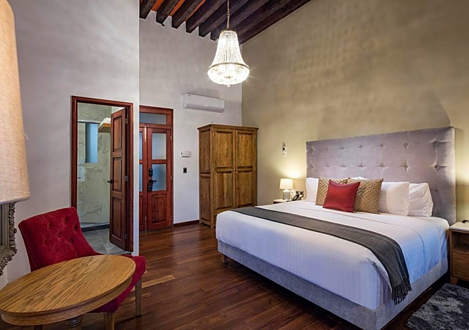 HOTEL CASA MONARCA