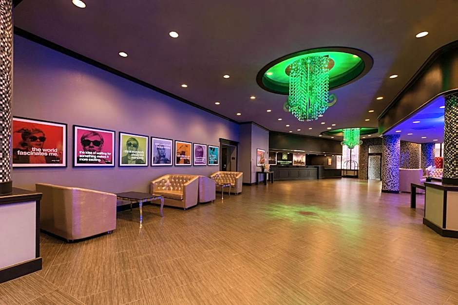 Wyndham Dallas North – Dallas, TX