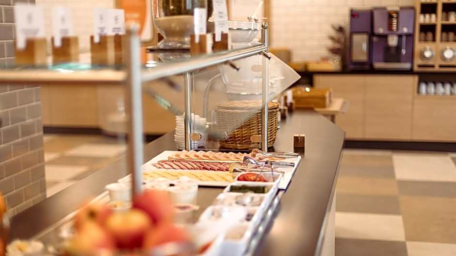 Holiday Inn Express Luzern-Neuenkirch By IHG